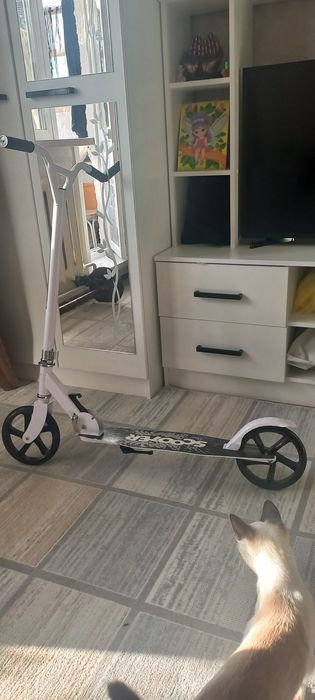 Самокат  практически новый
