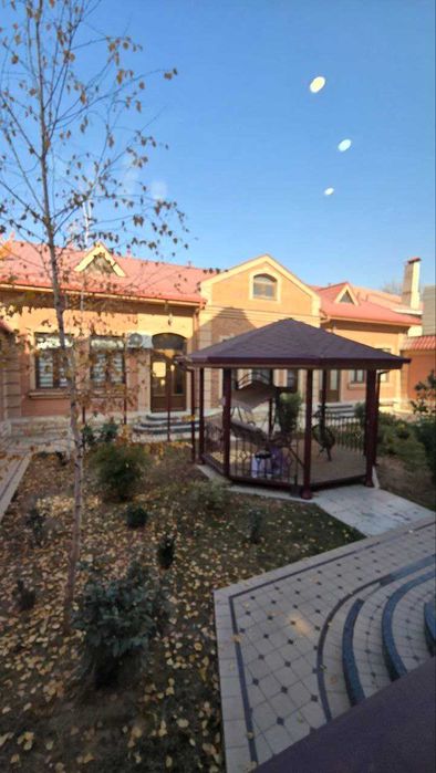 Евродом 600 м² на 6 сотках в Мирзо-Улугбекском районе