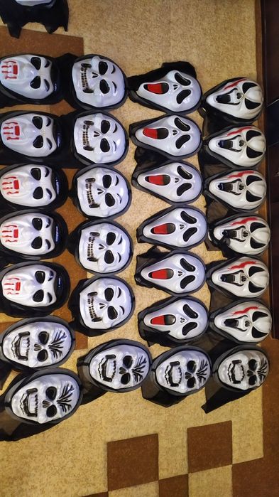 Маски для розыгрыша и косплея