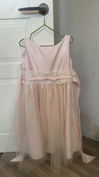 Продам платья оригинал в отличном состоянии В