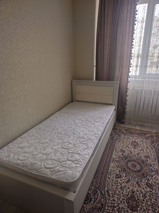 Продам односпальную кровать