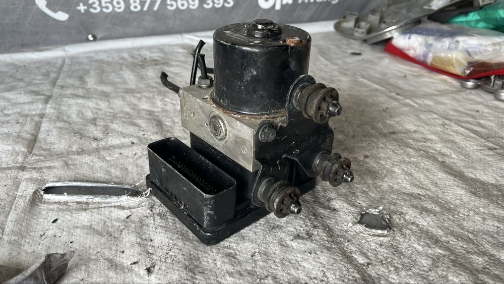 Volkswagen Touran 2003- 2.0 FSi ABS