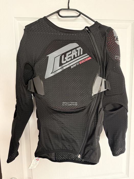 Protectie corp Leatt 3DF AIRFIT S/M