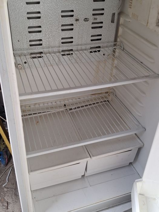 Продам холодильник бу,