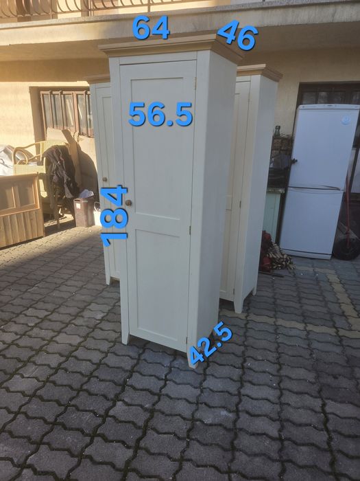 Мебели от масив с модерна визия