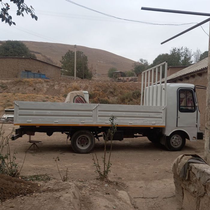 Otayol bòrtli tentofka dakumentalniy