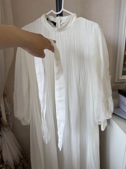 Продается белое платье