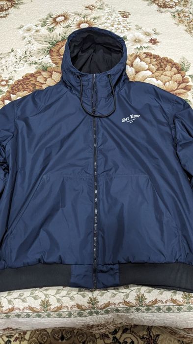 Зимняя новая мужская куртка большого  56-58 размера. Небольшой торг.