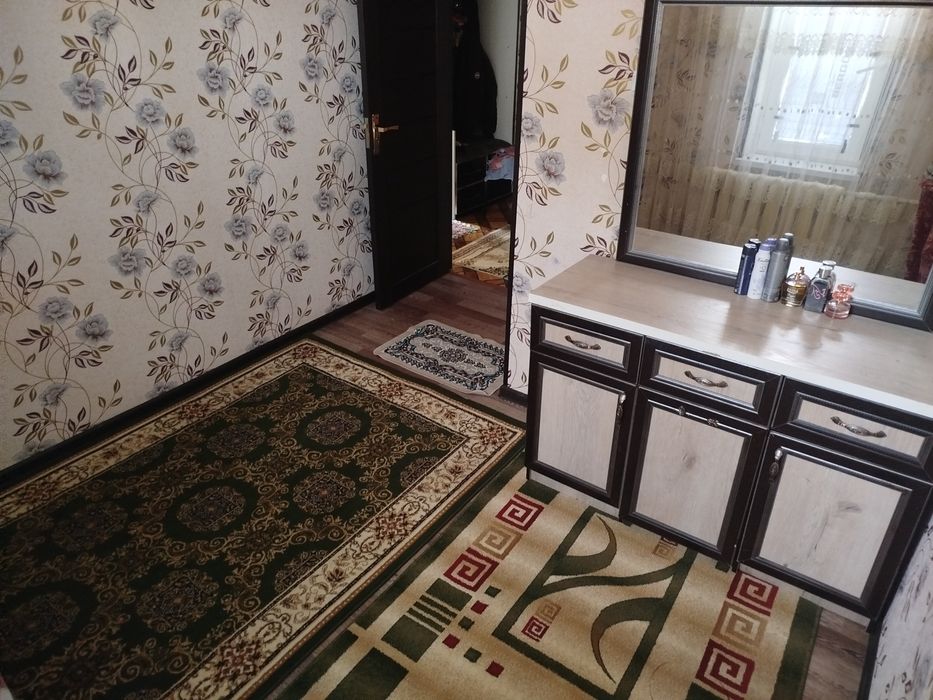 Уй сотилади 1 хоналик 2 хона килинган