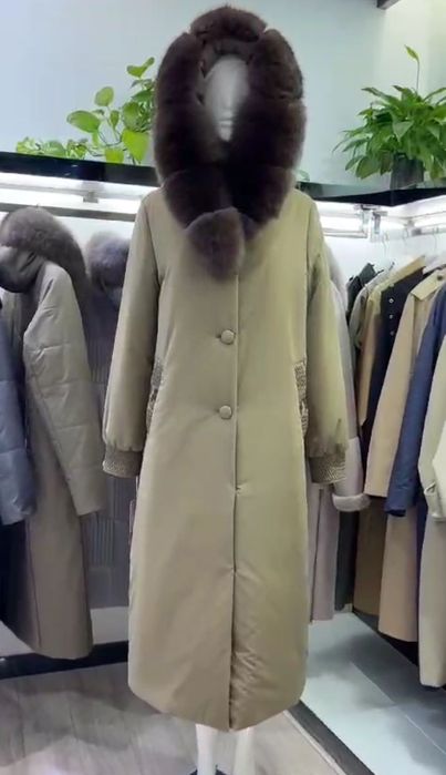 Продам женский куртки