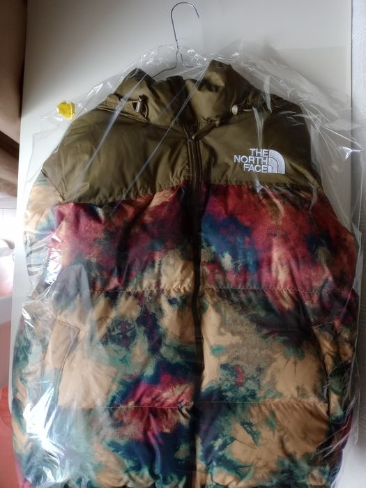 Яке The North Face Nuptse 700