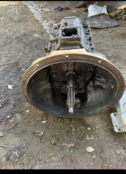 Коробка на МАЗ ямз 236