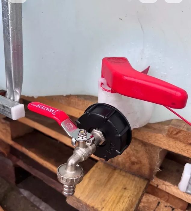 Еврокуб переходник на кран крышка