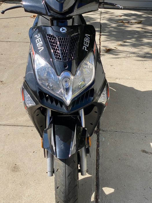 Vand scutere de 50 cc