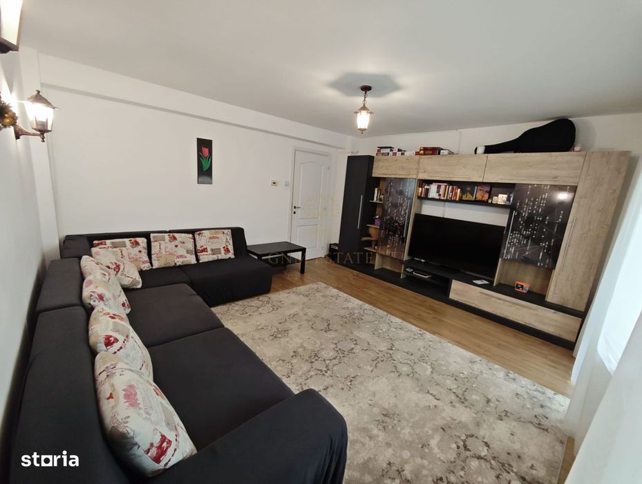 3 Camere 86 m.p. Decomandat Parter Zona Pacii - Str Paralutelor