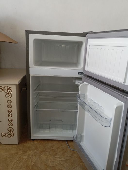 Холадильник,мини холадильник