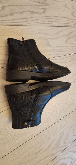 Ghete piele naturala cu strasuri, marimea 37, Primigi