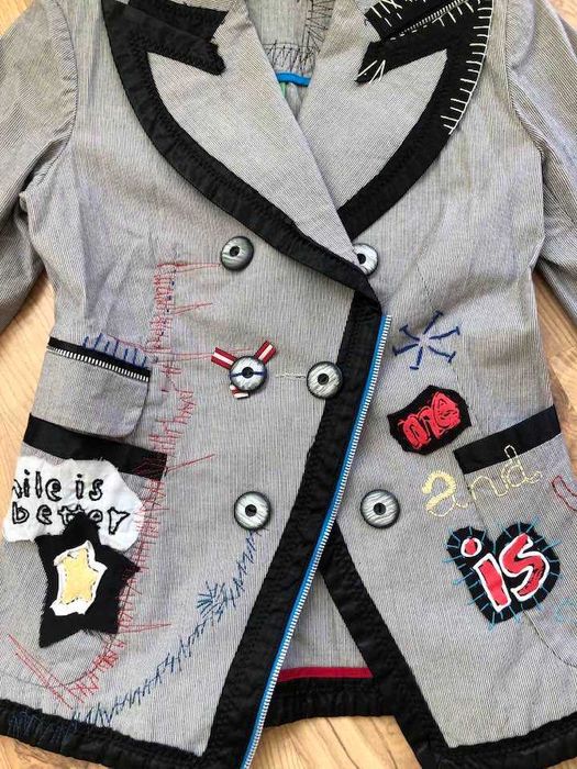 разпродажба на сака - черно Zara  и Desigual