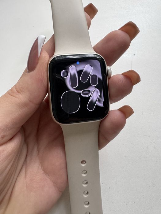 Apple Watch SE 40mm (S,M)