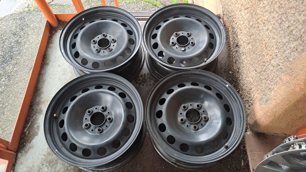 Стоманени 17" 5Х120мм БМВ с Тасове, 5X120mm BMW ORIGINAL