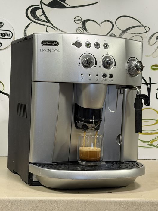 Кафемашина кафе автомат delonghi magnifica с гаранция