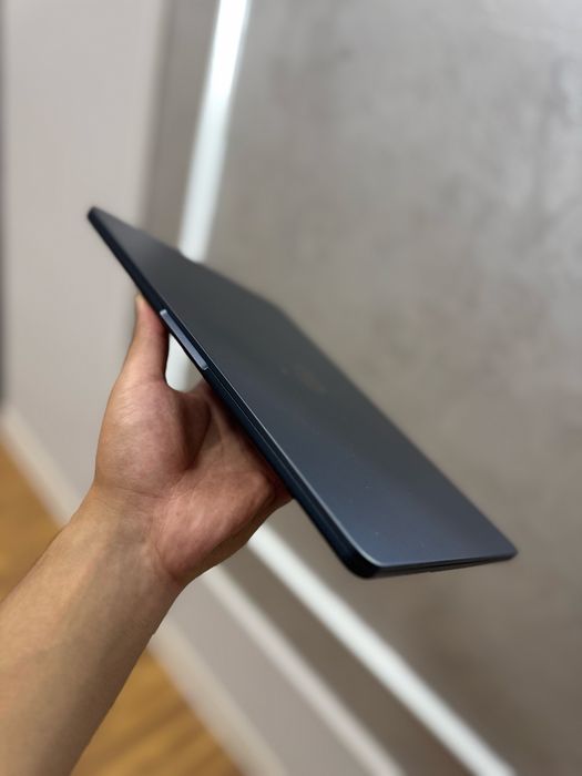 MacBook Air M3 100%