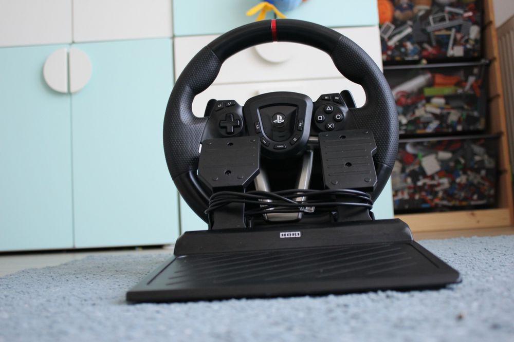 Volan Racing Wheel Apex HORI compatibil cu PS4 PS5 PC + Pedale