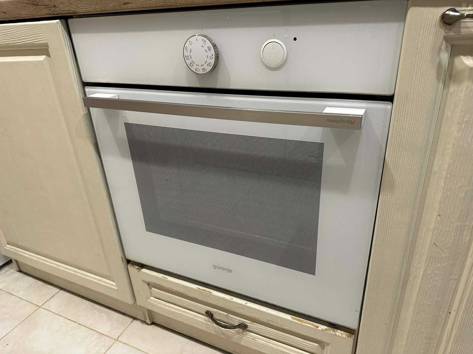 Фурна за вграждане Gorenje BO71SY2W