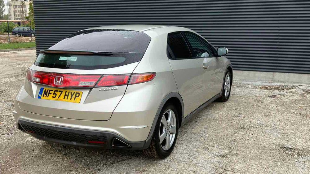 Honda Civic VIII 2006-2011 НА ЧАСТИ В ОПИСАНИЕТО