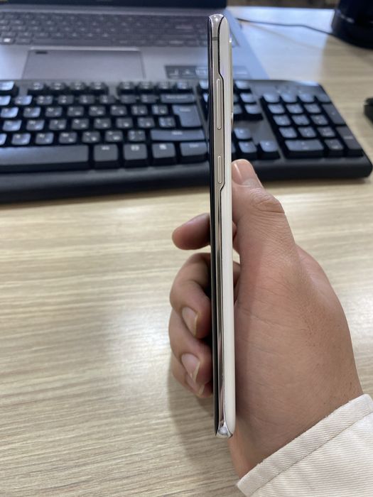 Samsung S20 plus 256/12