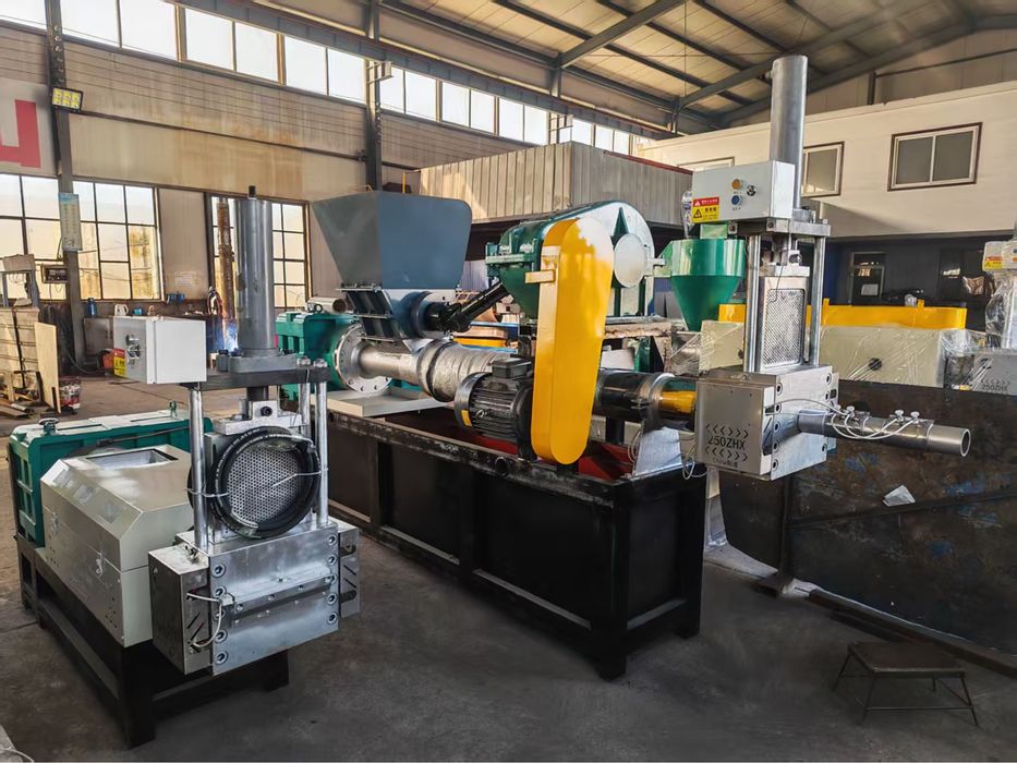 Пластмасса учун Гранулятор Линияси — Тўлиқ Комплектда