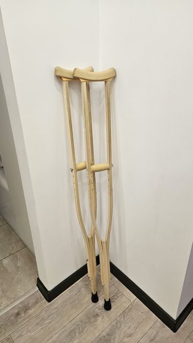 Костыли деревянные