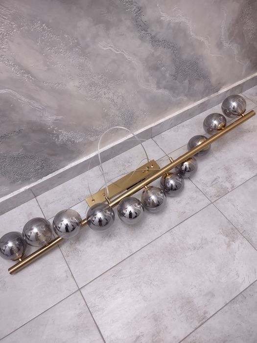 Vând lustre și oglinzi cu degivrare