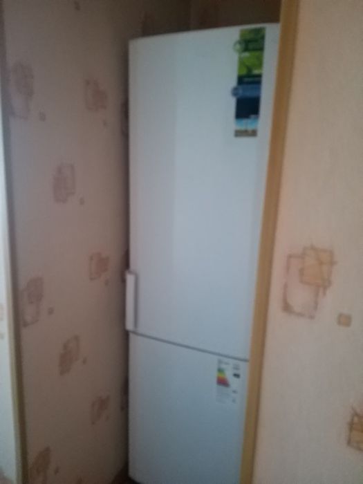 Продам холодильник веко