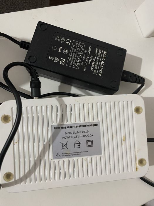 10-портовая USB зарядная станция / USB-хаб ME1010