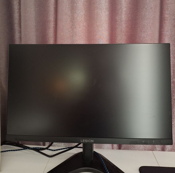 Монитор Lenovo Legion