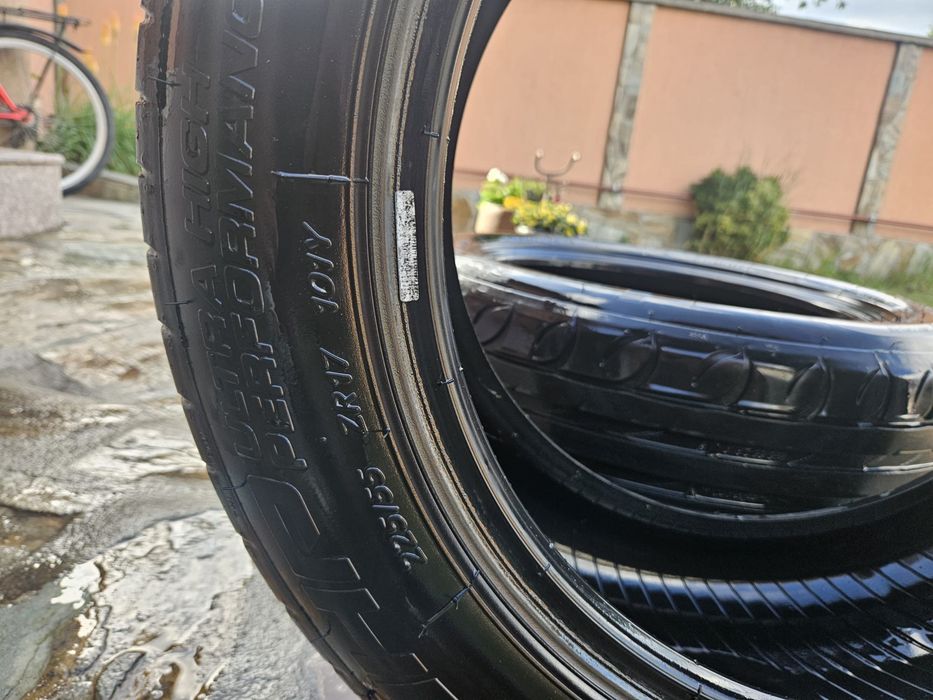 Anvelope 225 55 17 VARĂ