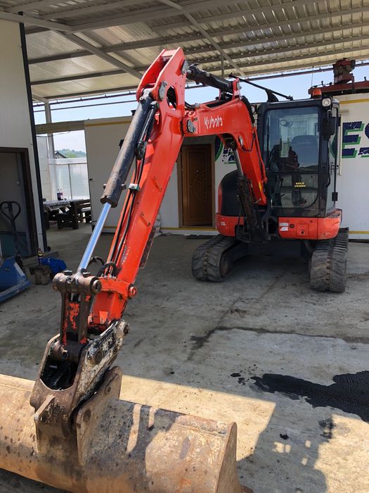 Inchiriere buldoexcavator / miniexcavator / transport basculabil