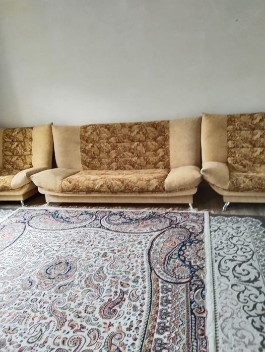 Диван с креслами