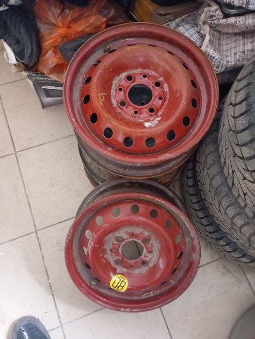 Продам диски.   .