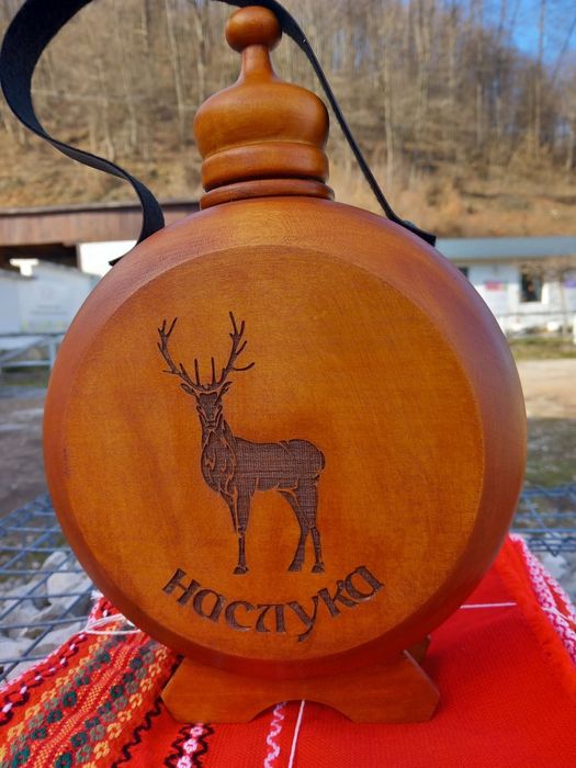 Дървена  Бъклица  1 литър гравирана