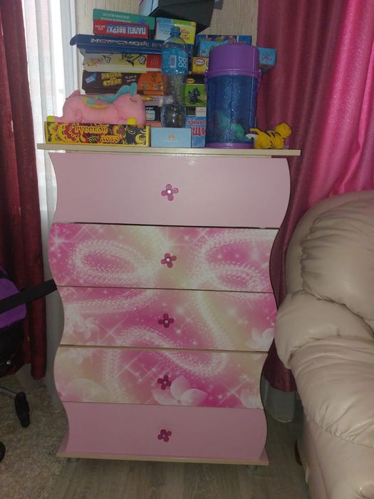 Спальный гарнитур для девочки