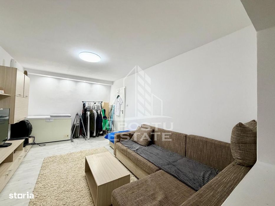 Apartament 4 camere de vanzare, boxa, Zona Lipovei, Timisoara — fotografia 2