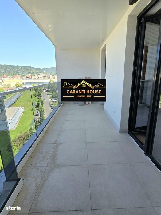 Ultracentral, prima inchiriere, apartament cu 3 camere, terasa, 550€