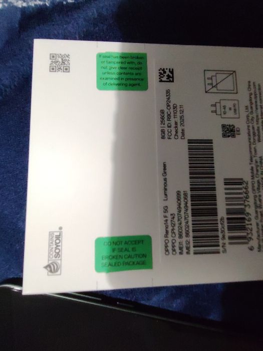 Oppo reno 14 f 5g..