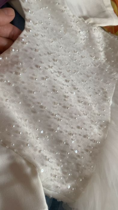 Продам платье для девочки от 115 см