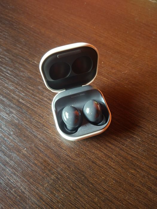 Samsung Galaxy Buds2 – wireless, ANC, Sound by AKG