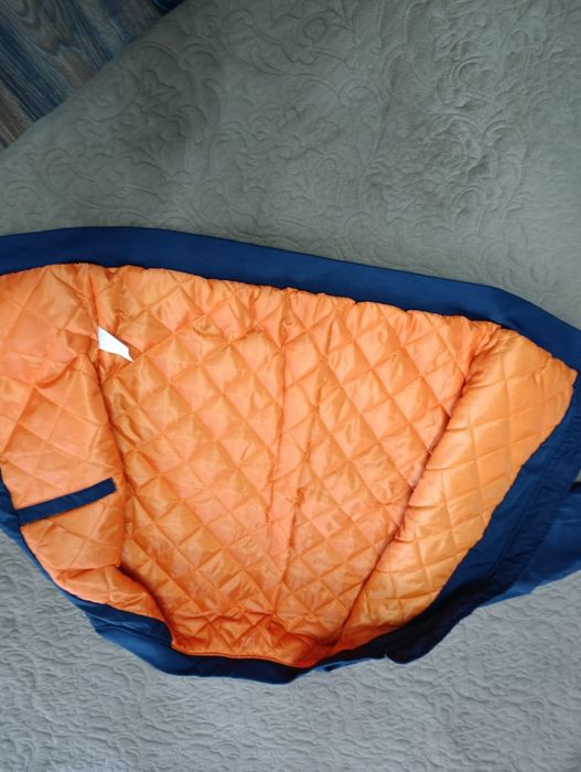 Куртка бомбер новая