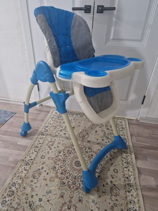 Детский стульчик для кормления — очень прочный
