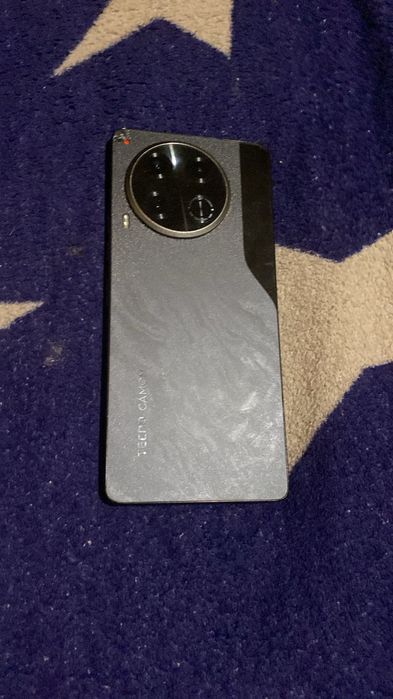 Обменяю tecno camon 30